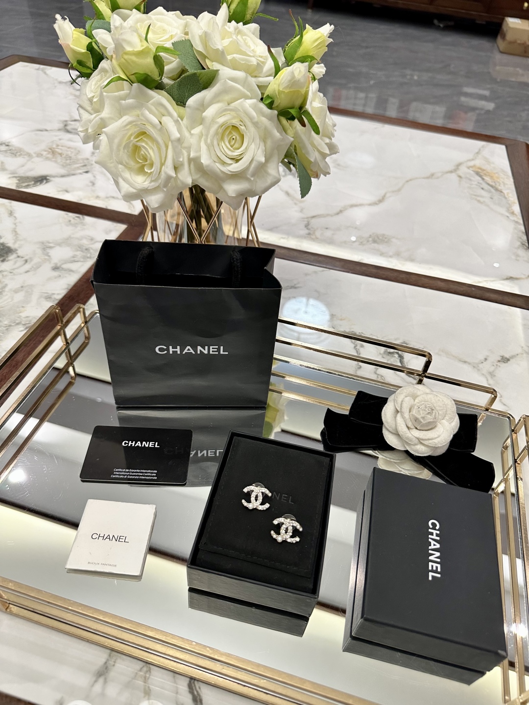 CHANEL jewelry model 88